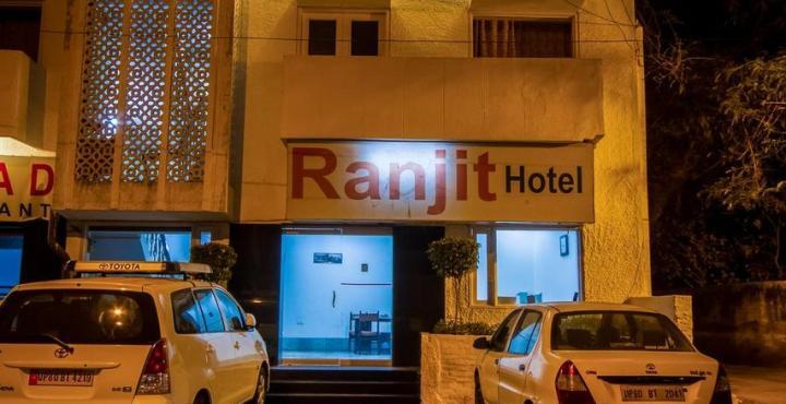 Ranjit Hotel Агра Экстерьер фото